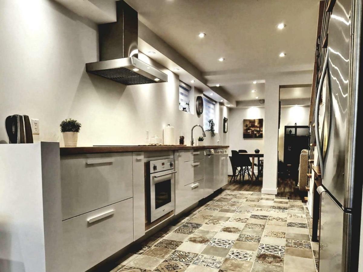 Cosy Apartment At Bossuet Road Montreal Bagian luar foto