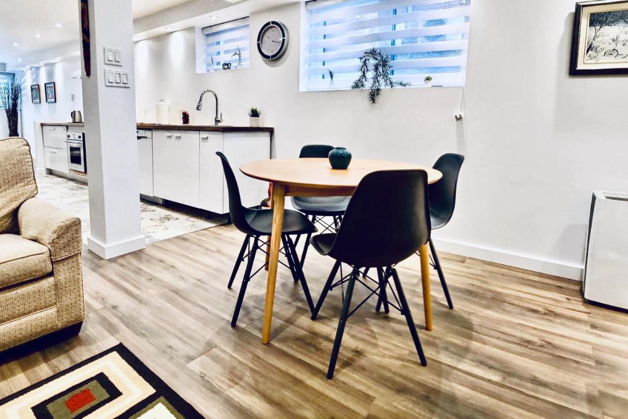 Cosy Apartment At Bossuet Road Montreal Bagian luar foto